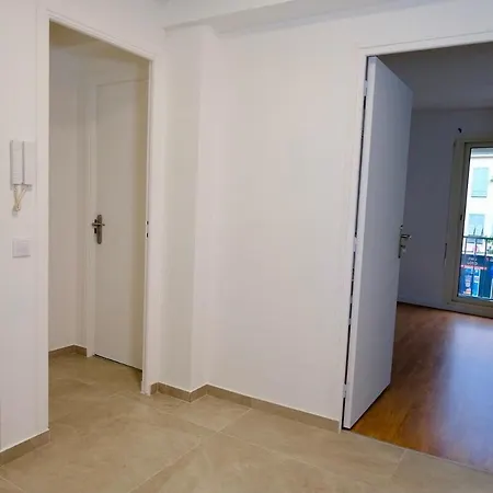 1 Minute To Tram - 3 Ac - 2 Balcony - Close Apartmán Nice