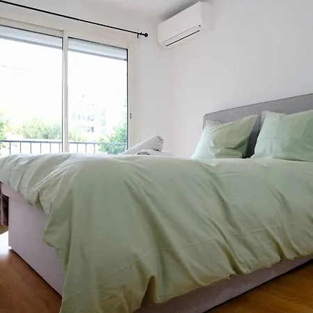 Apartmán 1 Minute To Tram - 3 Ac - 2 Balcony - Close